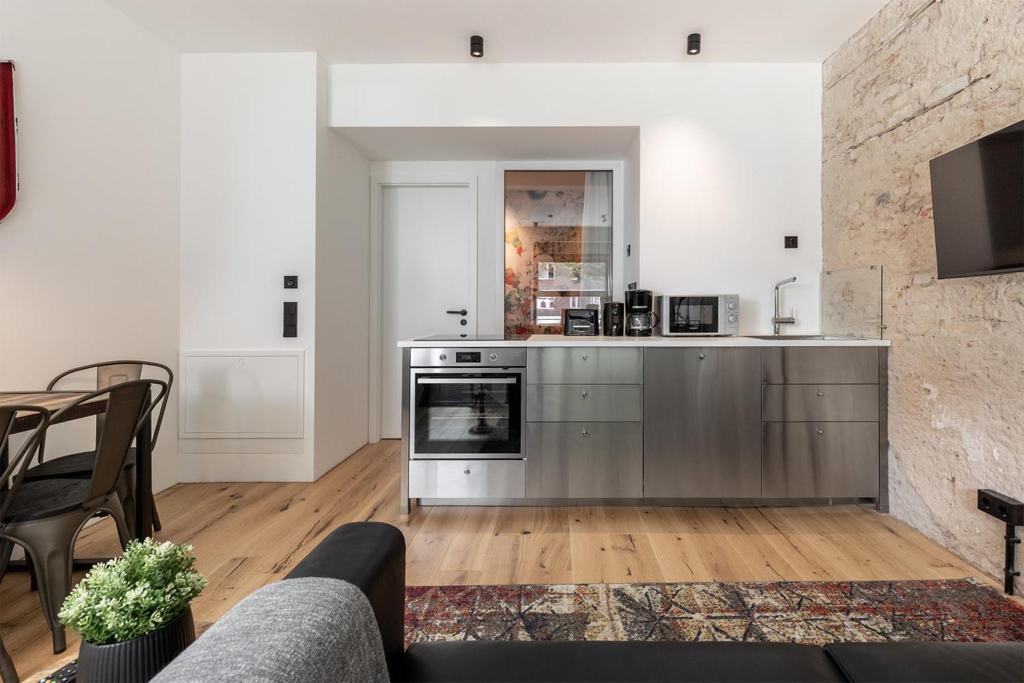 Coolest Apartment In Berlin, Easy Check-In, Industrial Style, Close To Center #3 Buitenkant foto